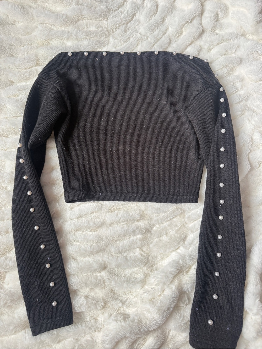 SHEIN Black Pearl-Trim Long Sleeve Crop Top